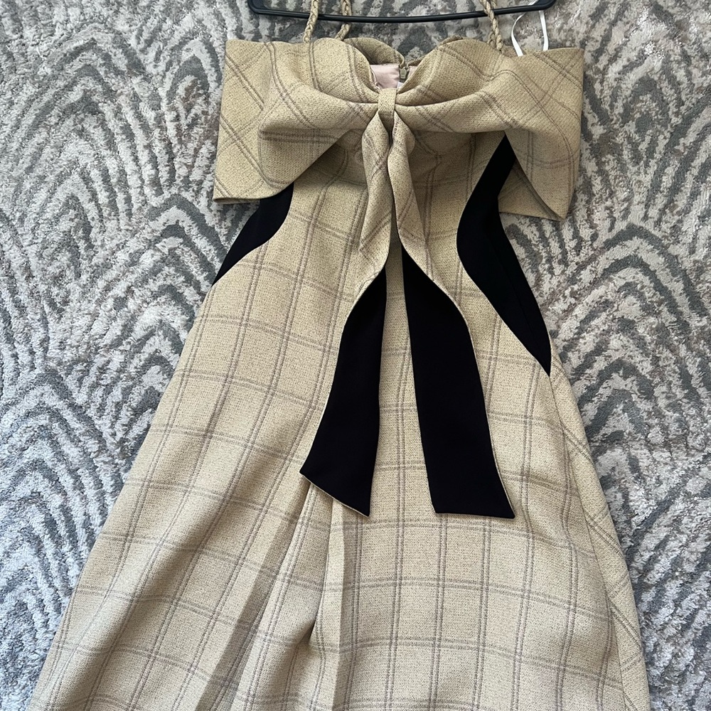 Beautiful Mean Blvd dress. Size Large.